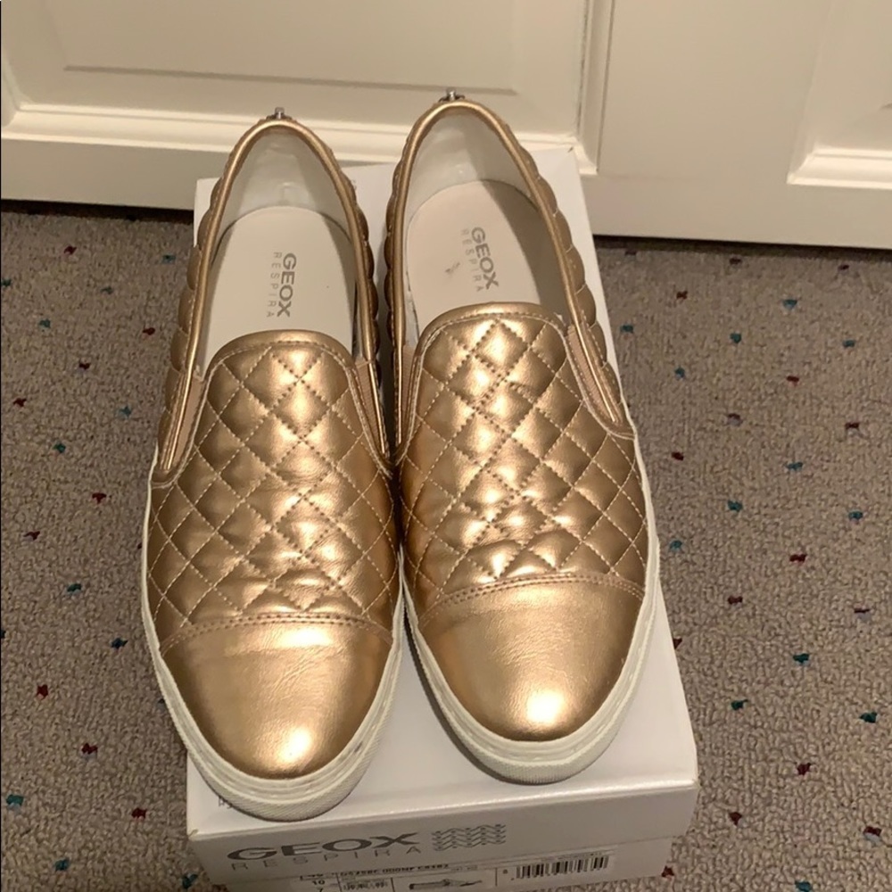 Rose gold Geox quilted slip on sneakers
